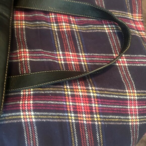 Etienne Aigner Black Leather shoulder bag - Picture 8 of 14